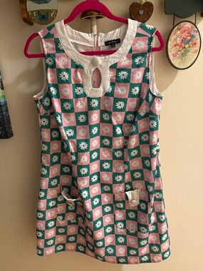 Pink & Green Daisy Check Sleeveless Woman’s Dress NWOT